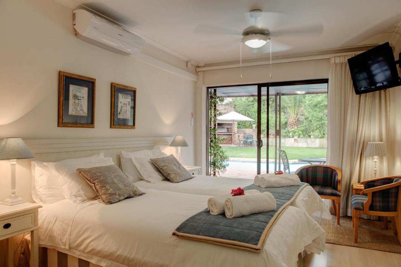 לינה וארוחת בוקר סומרסט ווסט Majorca House מראה חיצוני תמונה