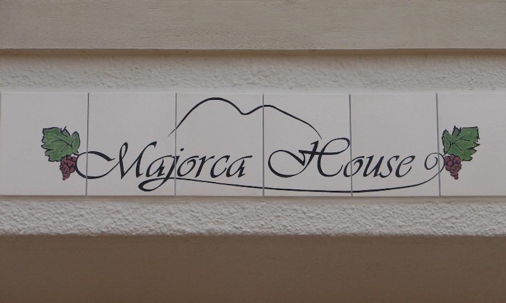 לינה וארוחת בוקר סומרסט ווסט Majorca House מראה חיצוני תמונה