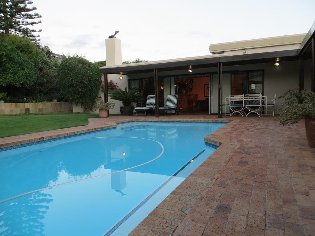 לינה וארוחת בוקר סומרסט ווסט Majorca House מראה חיצוני תמונה