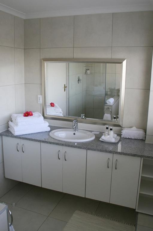 לינה וארוחת בוקר סומרסט ווסט Majorca House חדר תמונה
