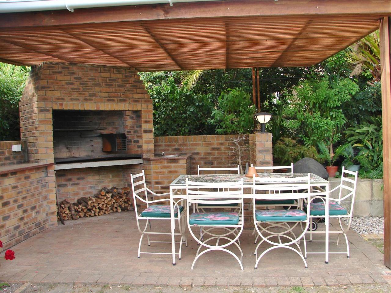 לינה וארוחת בוקר סומרסט ווסט Majorca House מראה חיצוני תמונה