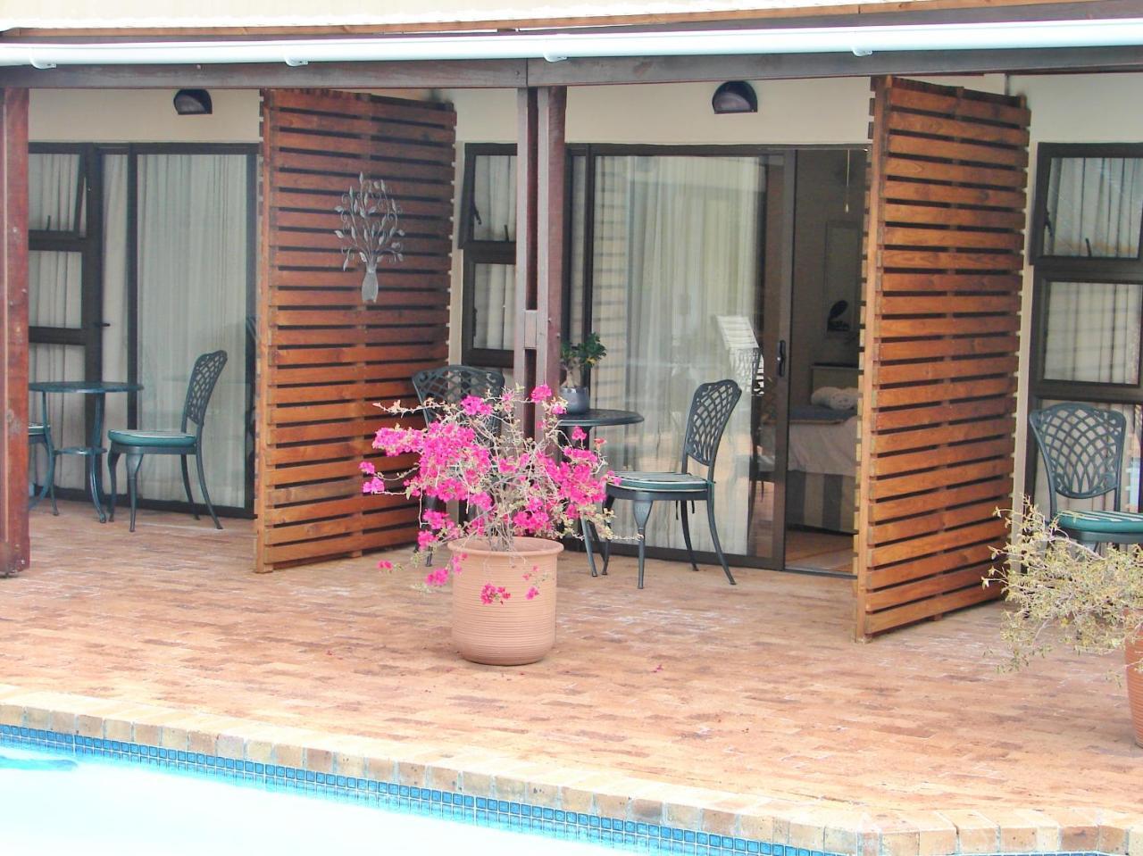 לינה וארוחת בוקר סומרסט ווסט Majorca House מראה חיצוני תמונה